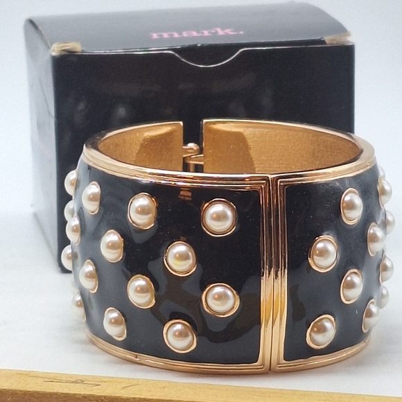 Avon mark. Black and Goldtone Faux Pearl-Embellished Clamper Bracelet - Picture 2 of 7